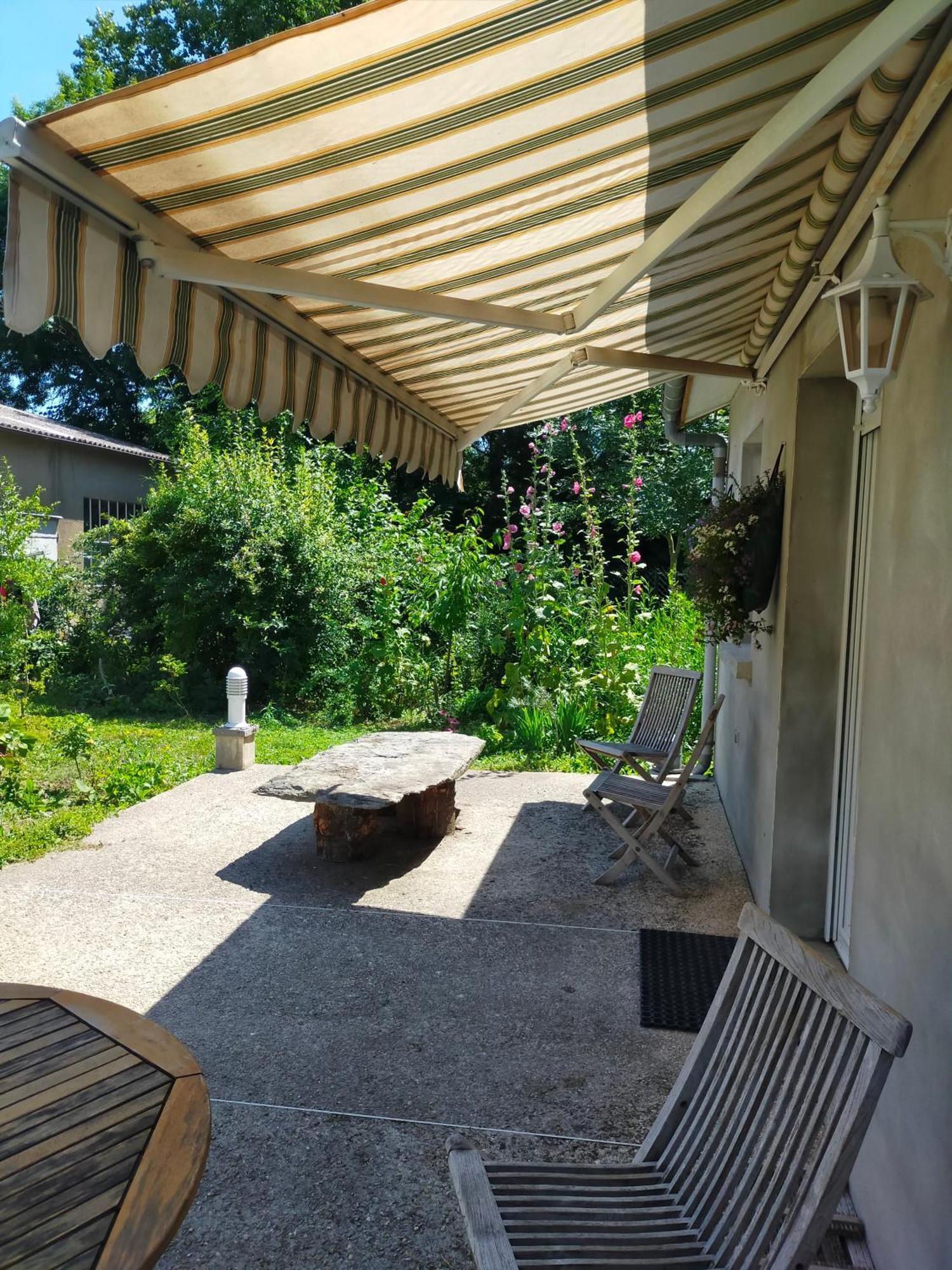 Logis51 Apartment Ville-sur-Tourbe Exterior photo